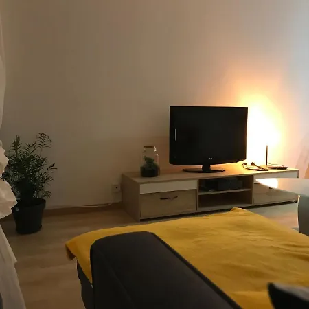 1a6-cinema-netflix-parking-fibre Offert *